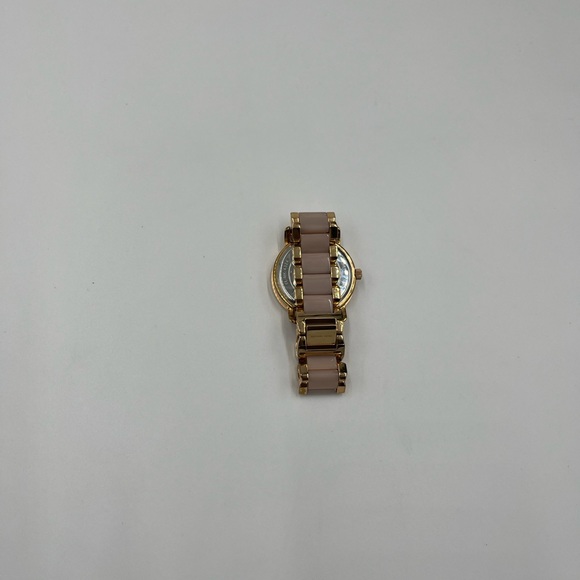 Michael Kors Rose Gold watch - Picture 4 of 5